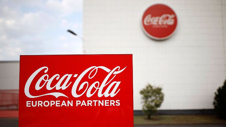 Blick auf das Coca-Cola-Werk in Köln.