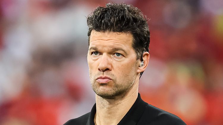 Michael Ballack spricht bei Instagram Klartext zu Liebesspekulationen.