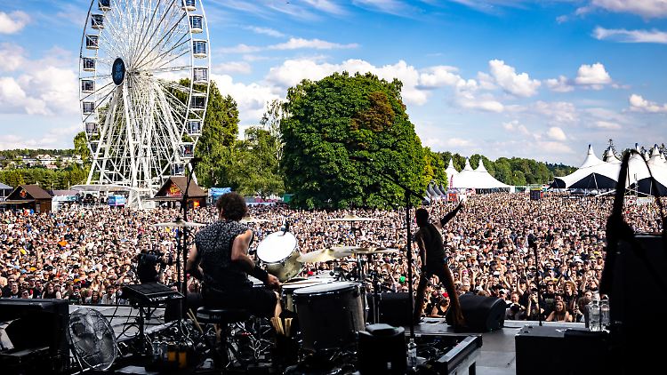 Auch Extreme spielten 2024 beim Tons of Rock.