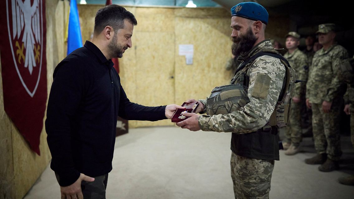 Die Ukraine wehrt sich seit zweieinhalb Jahren gegen die russische Invasion.