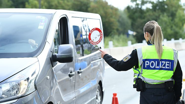 Deutschland kontrolliert wieder seine Außengrenzen und will so Einreisen verhindern. 