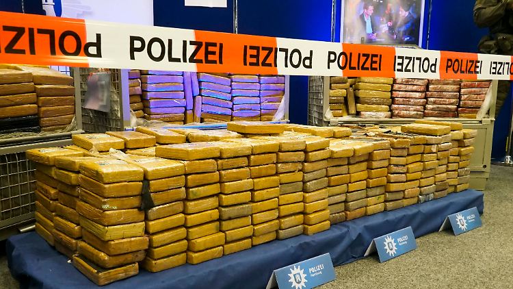 Immer wieder entdecken die Ermittler an den Häfen riesige Mengen an Drogen.