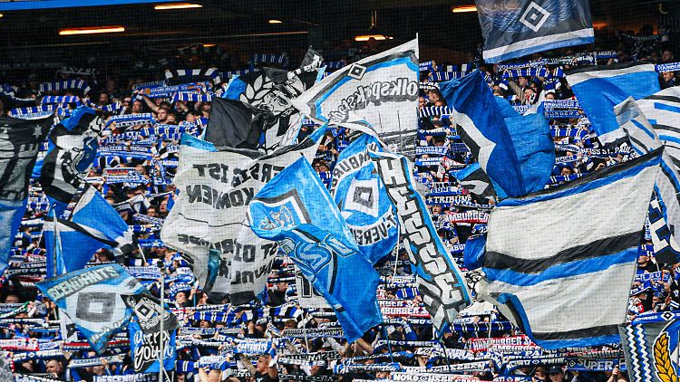 Nicht alle Fans kamen beim Spiel in Düsseldorf an.