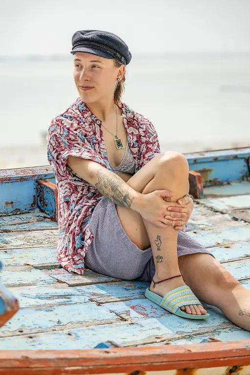 59e3dbfb-50b9-4a9c-a1f2-95cda7149de7-f588ebb2-269c-40f3-a891-01cc077d753a