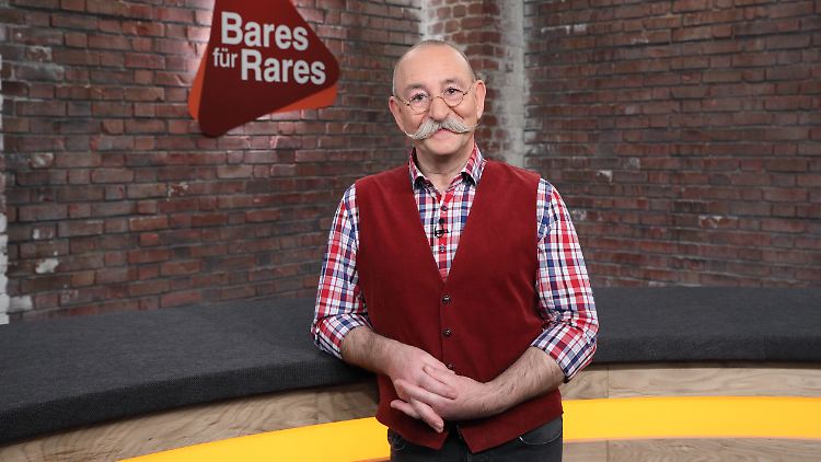 Führt am Dienstag zum 2000. Mal durch "Bares für Rares": Horst Lichter.