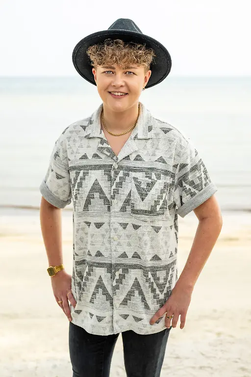 59e3dbfb-50b9-4a9c-a1f2-95cda7149de7-303032ea-f4f2-4f26-88eb-dbc44ed7b9c5