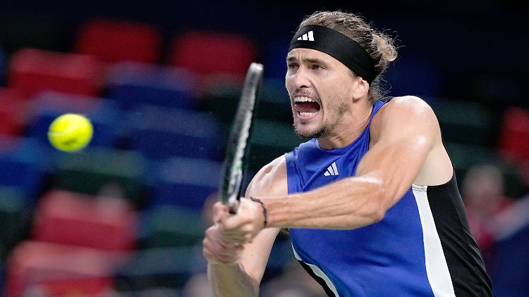 Zverev gewann in Shanghai ein emotionales Match.