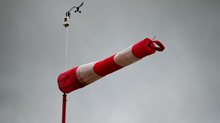 Windstärken von bis zu 100 Kilometer pro Stunde könnte "Kirk" in Stuttgart bringen. (Symbolbild)