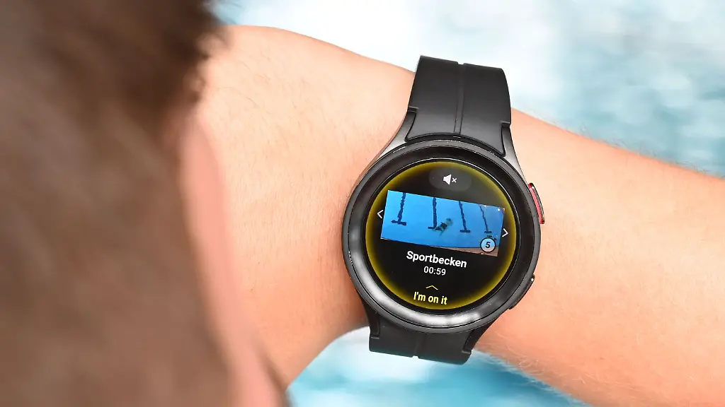 Auf-der-Smartwatch-ist-KI-gestuetzte-Videoueberwachung-moeglich