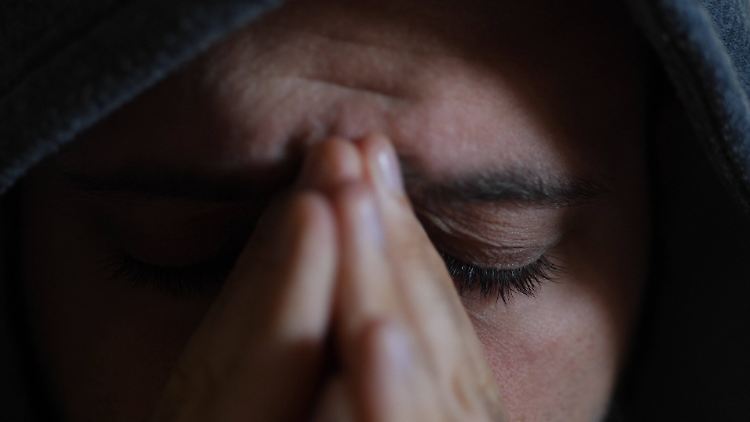 Einsamkeit ist einer der Risikofaktoren für das Entstehen einer Depression.