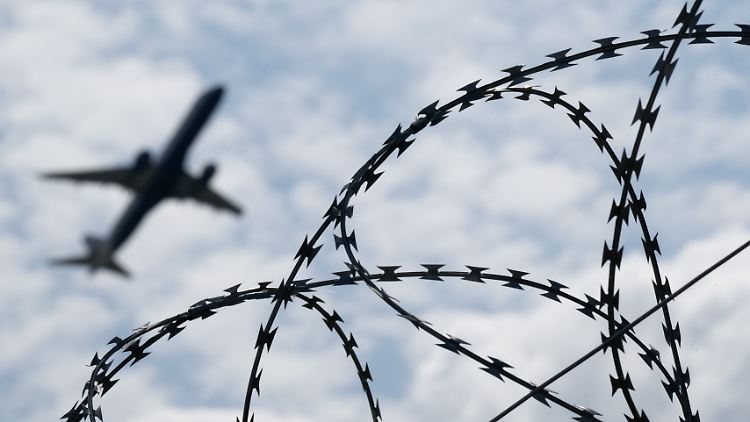 Nach Afghanistan soll es bereits zeitnah wieder Abschiebeflüge geben.