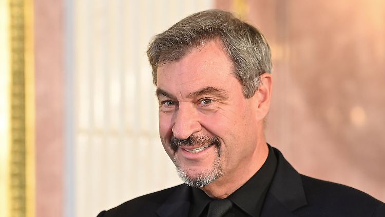 Markus Söder will schnellstmöglich zur Wehrpflicht zurück.