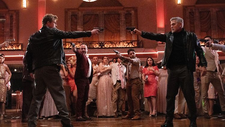 Mögen sich nicht: Nick (Brad Pitt) und Jack (George Clooney) in "Wolfs"