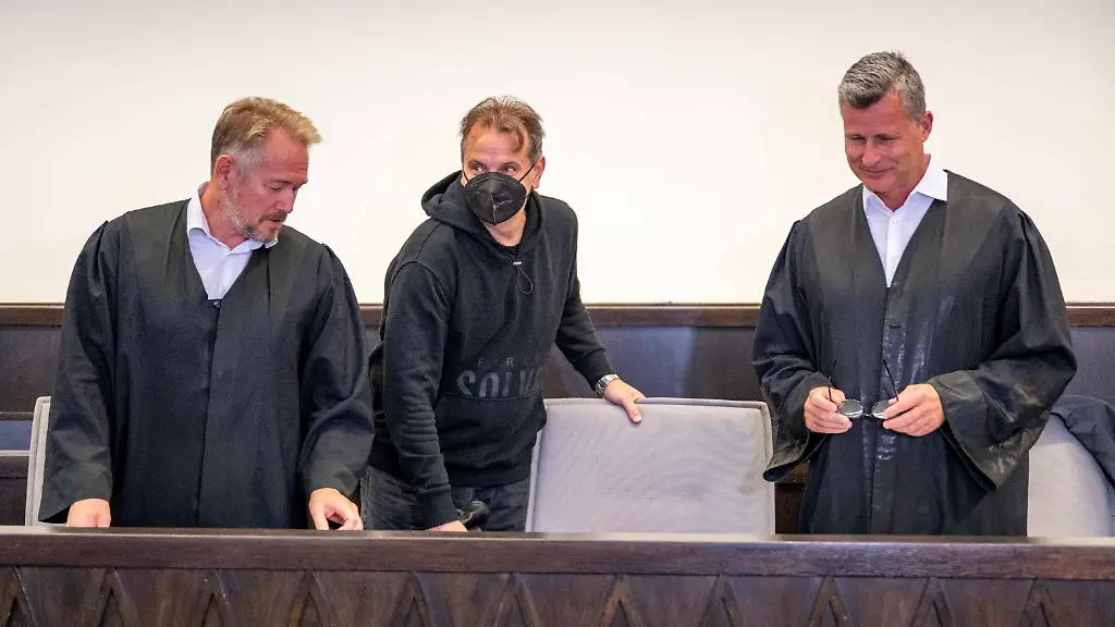 fcabe9c0d68025a9ee5789c0d81567dd