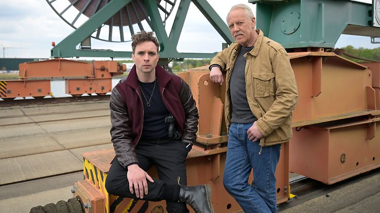 Ermitteln im Eberswalder Hafen: Ross (André Kaczmarczyk, l.) und Rogov (Frank Leo Schröder).