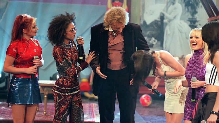 Die Spice Girls "haben auch an mir rumgezerrt", sagt Gottschalk.