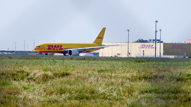 Am Flughafen Leipzig hatte das Paket sich ebenfalls am Boden entzündet. 