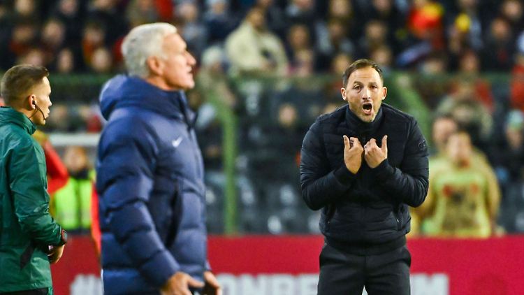 Auf Domenico Tedesco kommen schwere Zeiten zu.