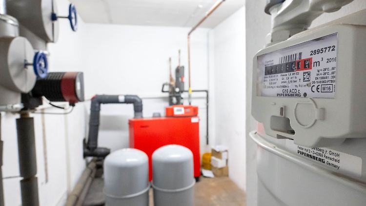 Berechnungen des Portals Verivox zufolge steigen die Gasnetzentgelte ab 2025 im Schnitt um 23 Prozent. 