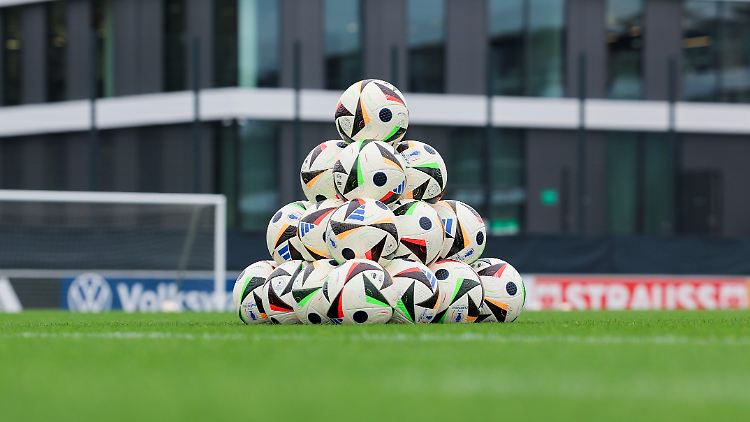 Adidas will zehn Prozent mehr erlösen als im Vorjahr.