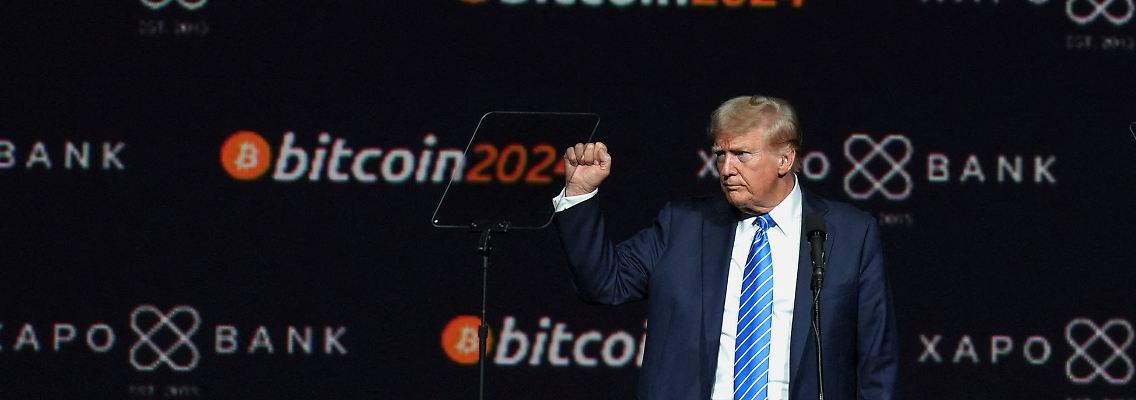 2024-07-27T212628Z_1611290140_RC2W39AM2LP9_RTRMADP_3_USA-ELECTION-CRYPTOCURRENCY-TRUMP.JPG