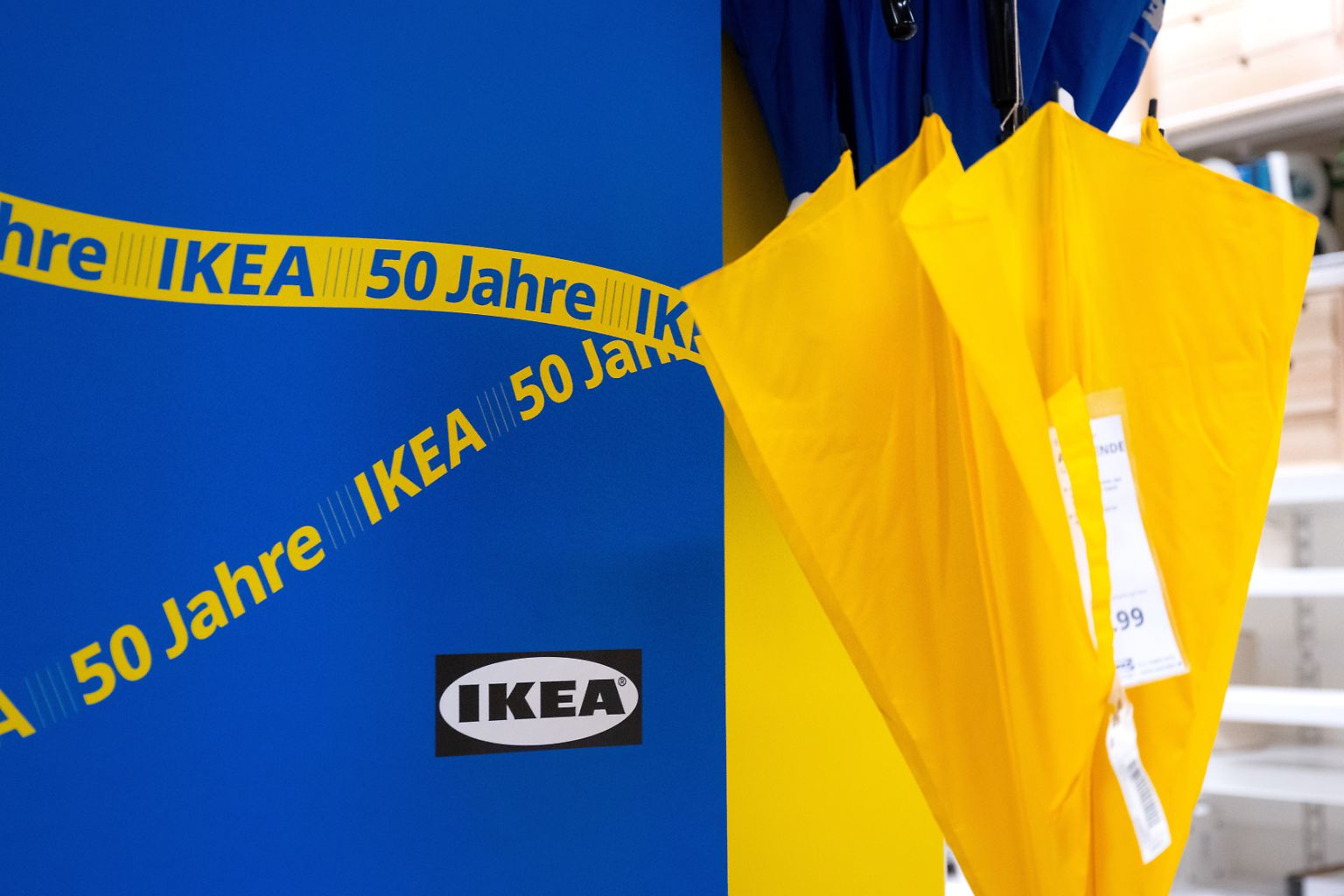 Es gibt wohl kaum jemanden, der Ikea nicht kennt. 50 Jahre ist es her, dass Ikea seinen Siegeszug auch in Deutschland angetreten hat.