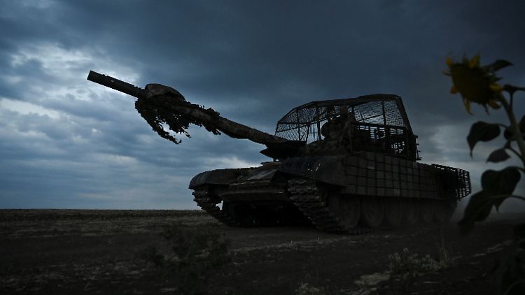 Bei dem bei der Attacke gesichteten ukrainischen Militär-Fahrzeug handelt es sich Berichten zufolge um einen T-64- oder T-72-Panzer.