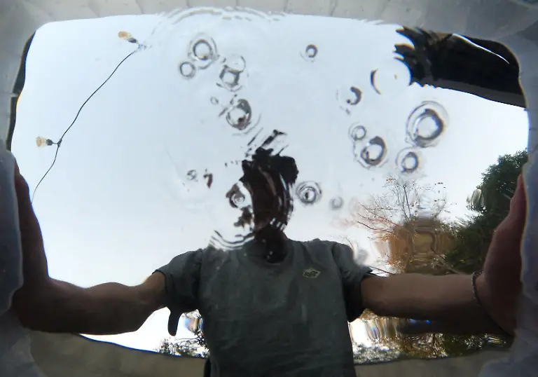 2023-08-02T233520Z-1044591419-RC25EN8JWXT1-RTRMADP-3-CHILE-WEATHER