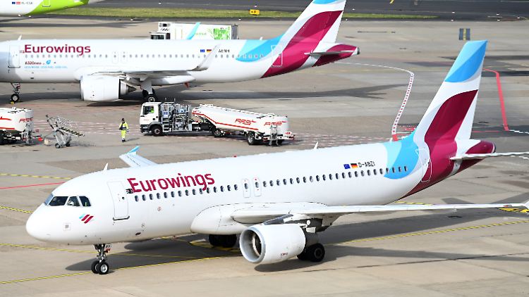 Eurowings will weitere Streckeineinstellungen an deutschen Flughäfen prüfen - "zugunsten eines Flugangebots in anderen EU-Ländern", so Bischof. 