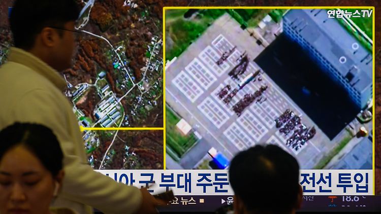Dieses Satellitenbild zeigt laut dem südkoreanischen Geheimdienst NIS nordkoreanische Soldaten auf dem Übungsgelände der russischen Militäreinrichtung Ussuriysk.