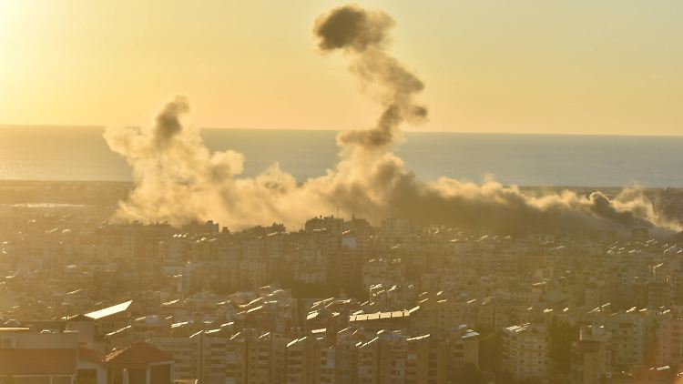 Israel attackiert seit Wochen Hisbollah-Verstecke im Libanon.