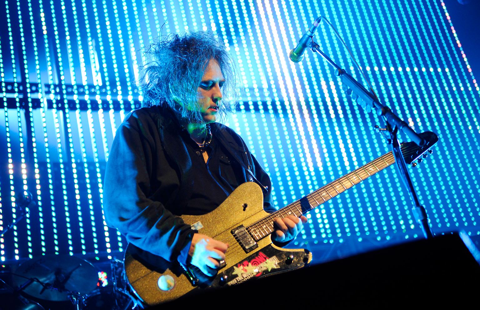16 Jahre ist es her, dass The Cure mit ihrem damals veröffentlichten Album "4:13 Dream" auf Tour sind. Doch auch danach stehen ...