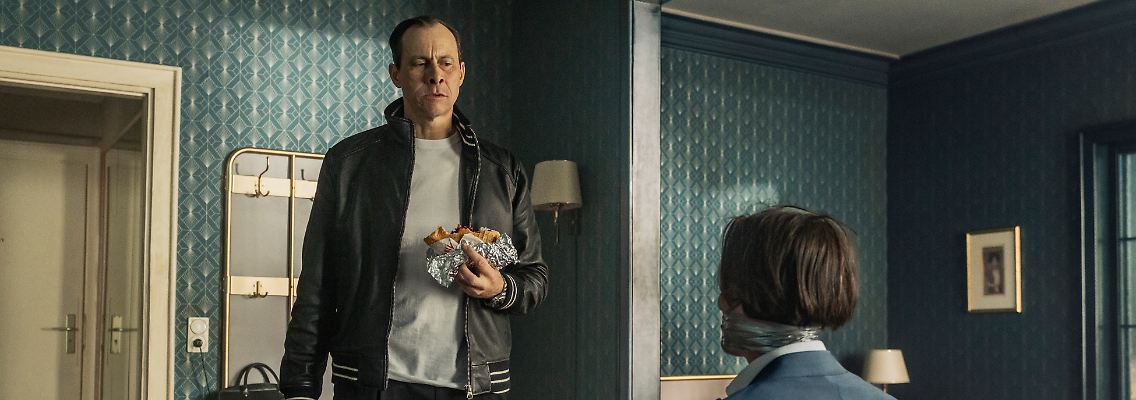 AchtsamMorden_FirstLook_©StephanRabold_Netflix_007.jpg