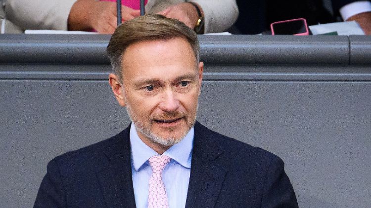 Das Bürgergeld soll grundsätzlich neu ausgerichtet werden, wenn es nach Christian Lindner geht.