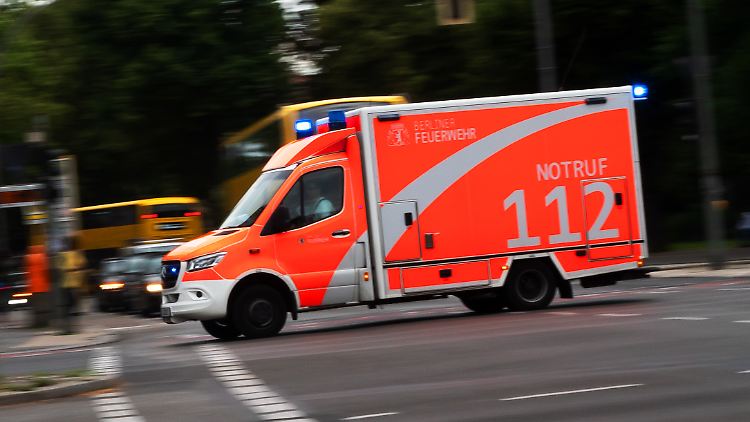 Beide Schülerinnen kamen ins Krankenhaus.