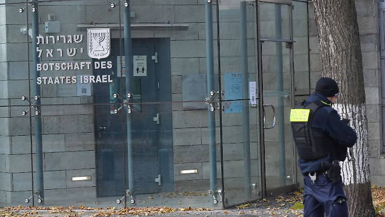 Der am Samstag verhaftete Libyer soll einen Anschlag auf die israelische Botschaft in Berlin geplant haben. 