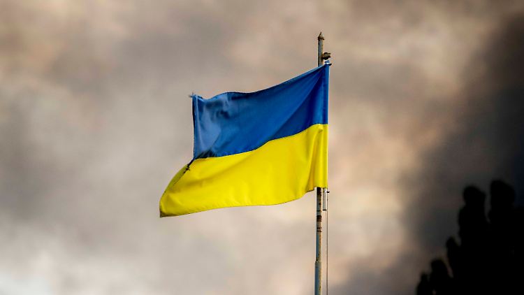 Haushalt, Waffenbeschaffung, Wiederaufbau - die Ukraine braucht durch den russischen Angriff viel finanzielle Unterstützung.