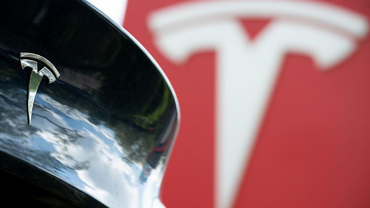 Der US-Elektroautobauer erwirtschaftete von Juli bis September ein Plus von 2,18 Milliarden Dollar.