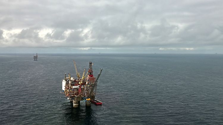 2023-08-23T124642Z_1500903168_RC2KT2AXR1PX_RTRMADP_3_EQUINOR-WINDPOWER-FLOATING.JPG