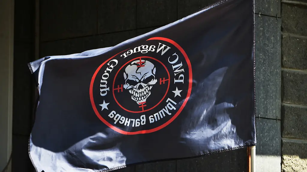 2023-08-24T095752Z-2138699415-RC29U2AIQWU0-RTRMADP-3-RUSSIA-CRASH-WAGNER-NOVOSIBIRSK