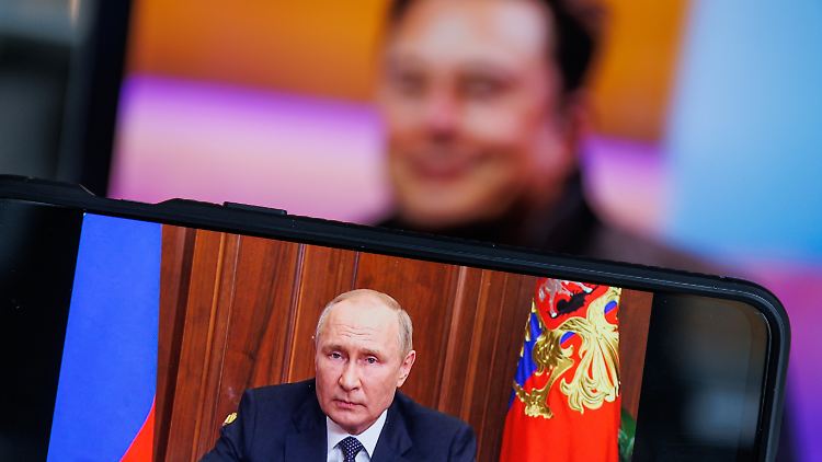 Gespräche mit Putin hatte Musk zuletzt immer bestritten.