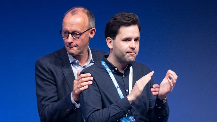 Johannes Winkel legt sich jetzt mit Friedrich Merz an.