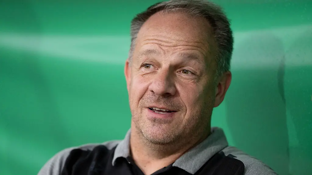 Fuerths-Trainer-Alexander-Zorniger