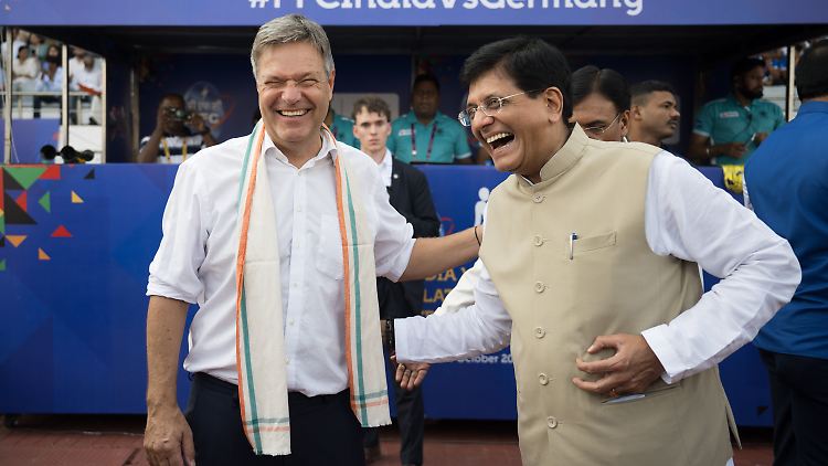 Grundsätzlich einig: Wirtschaftsminister Habeck und sein indischer Amtskollege Goyal.