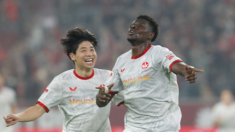 Dem 1. FC Kaiserslauern gelingt eine dicke Überraschung in der 2. Fußball-Bundesliga.