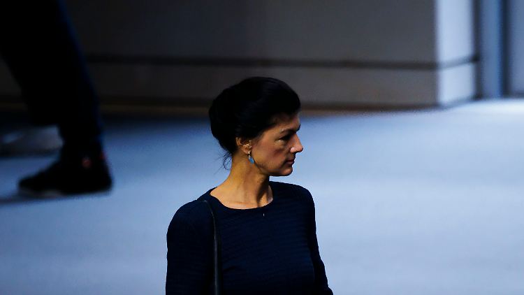 "Der Wählerauftrag an das BSW ist nicht, ein Weiter-so zu ermöglichen.", sagt Wagenknecht