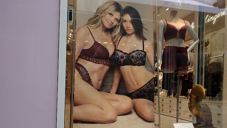 Auf so einem Plakat wird demnächst auch Erna Klum zu sehen sein.