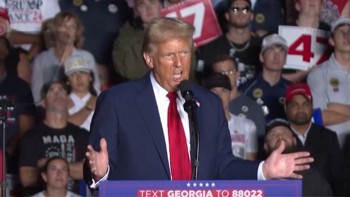 TrumpnichtHitler.JPG