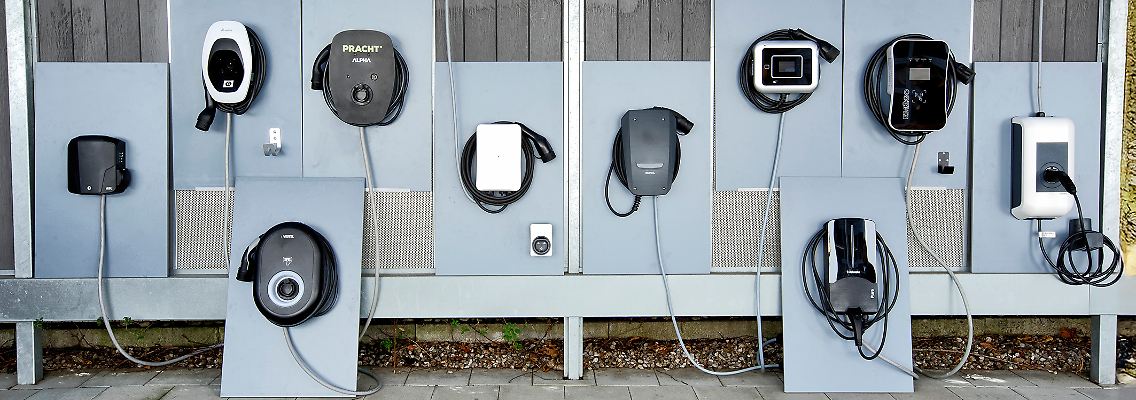 adac-ev_technik_wallboxen-test-adac-uebersicht-2-13x18.jpg