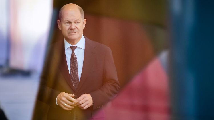 Ob Linder und Habeck an der nächsten Runde von Scholz' Gipfeltreffen teilnehmen, blieb nach dem Auftakt im Kanzleramt unklar.